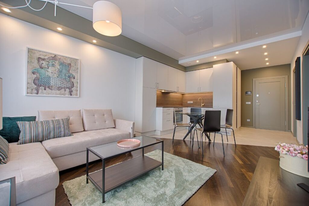 Jak dobrac kolor podlogi drewnianej do wnetrza